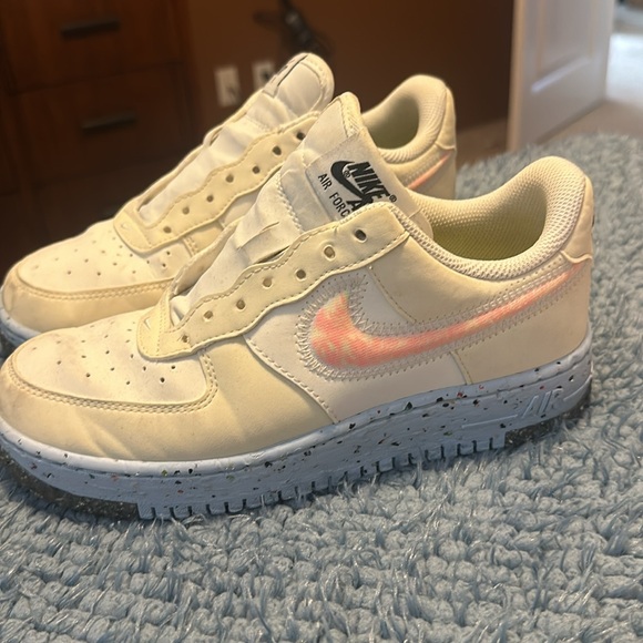 Nike Air Force - Picture 3 of 4